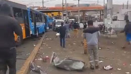 有片-秘魯一加油站爆炸致1死27傷-當局籲民眾避免點燃易燃物品