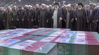 萊希遇難-德黑蘭舉行遺體告別儀式-哈梅內伊主持祈禱