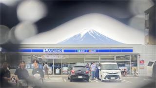 遮富士山黑幕被戳破10個洞 當地政府:沒想到這一天來得這麽快