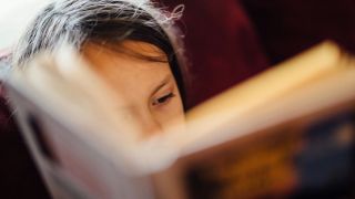 香港教育城學生閱讀習慣調查結果公布-教師稱碎片化閱讀將帶來負面影響
