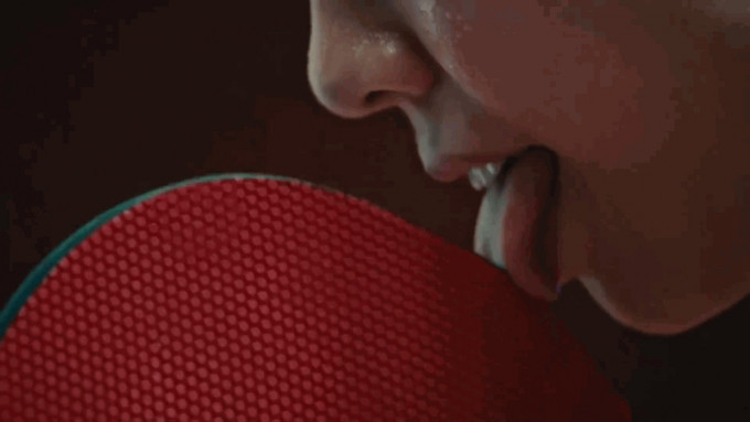 有片丨Nike宣傳片驚現「舔乒乓球拍」畫面 引內地網民熱議