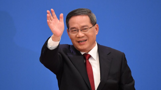 李強抵達新加坡開始正式訪問-指中方願同新方加強發展戰略對接