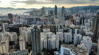 大行點睇-惠譽料港樓市溫和復甦-商業房地產續受壓