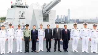 昂船洲軍營舉行儀式歡迎海軍艦艇編隊訪港-李家超-增強年輕一代對國家認同感