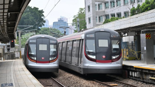 東鐵線列車兩邊門同開事故-議員指港鐵應以自動化取代人手操作