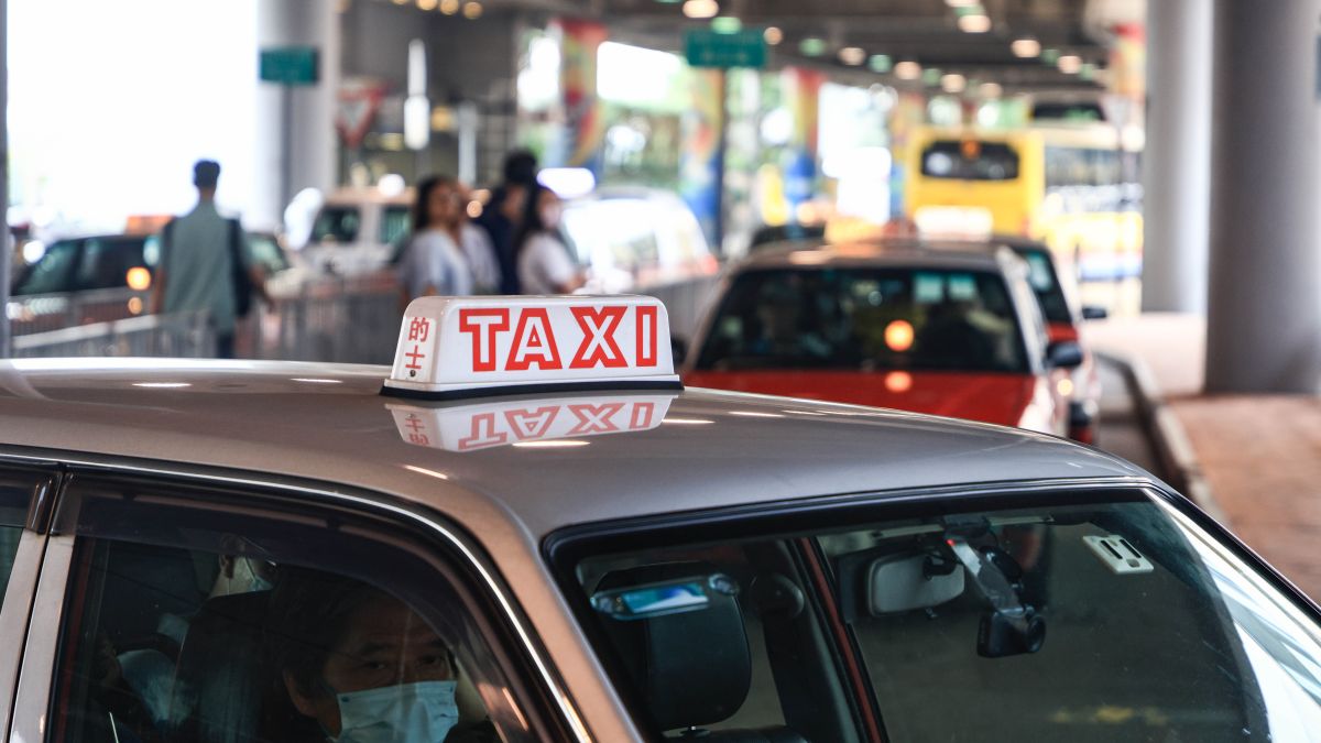 網約車料發最多1-5萬牌照-Uber-難應付需求-繁忙時段車費恐增七成