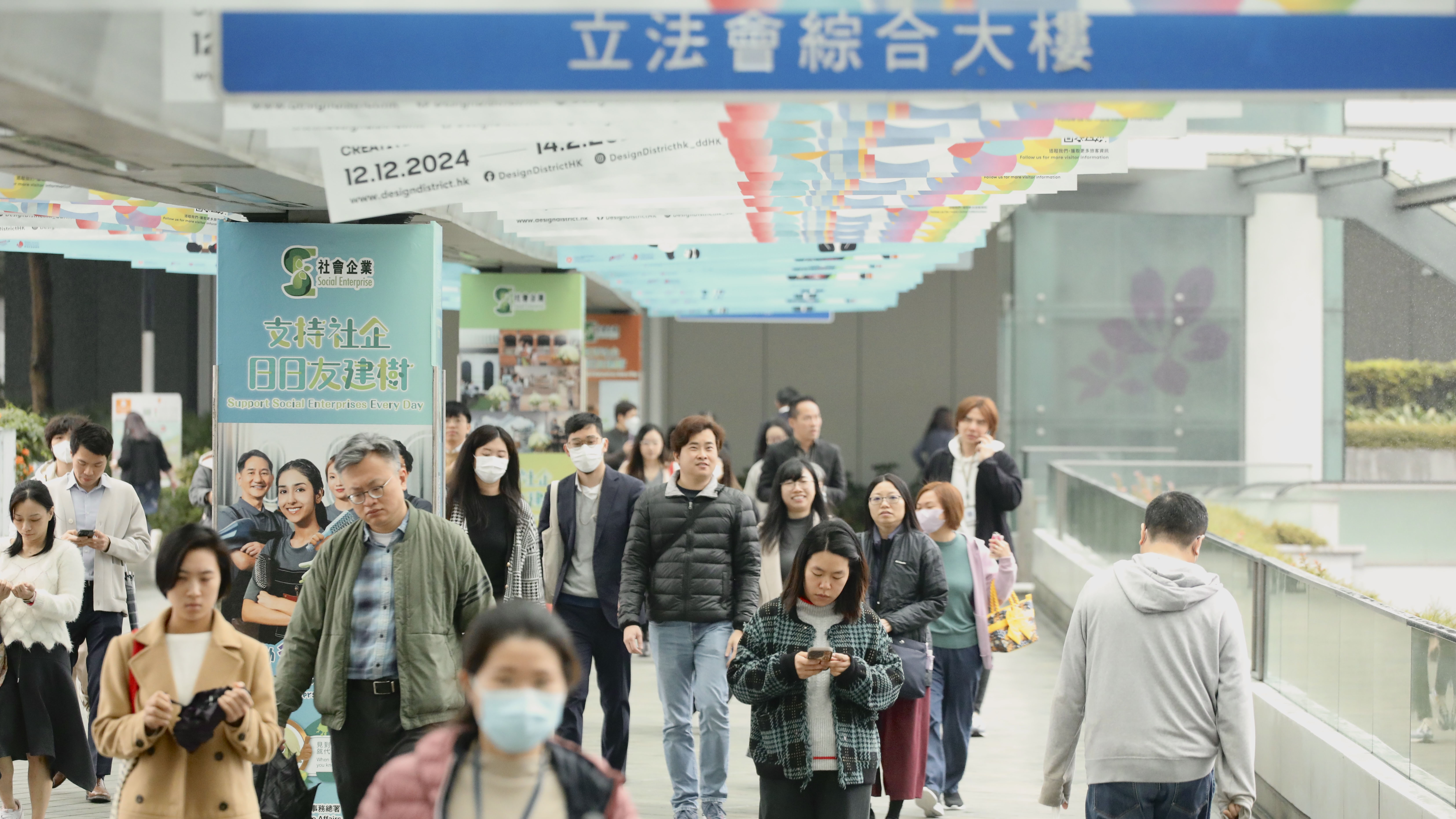 網傳文書助理職系全面整合　公務員事務局：屬假消息已報警