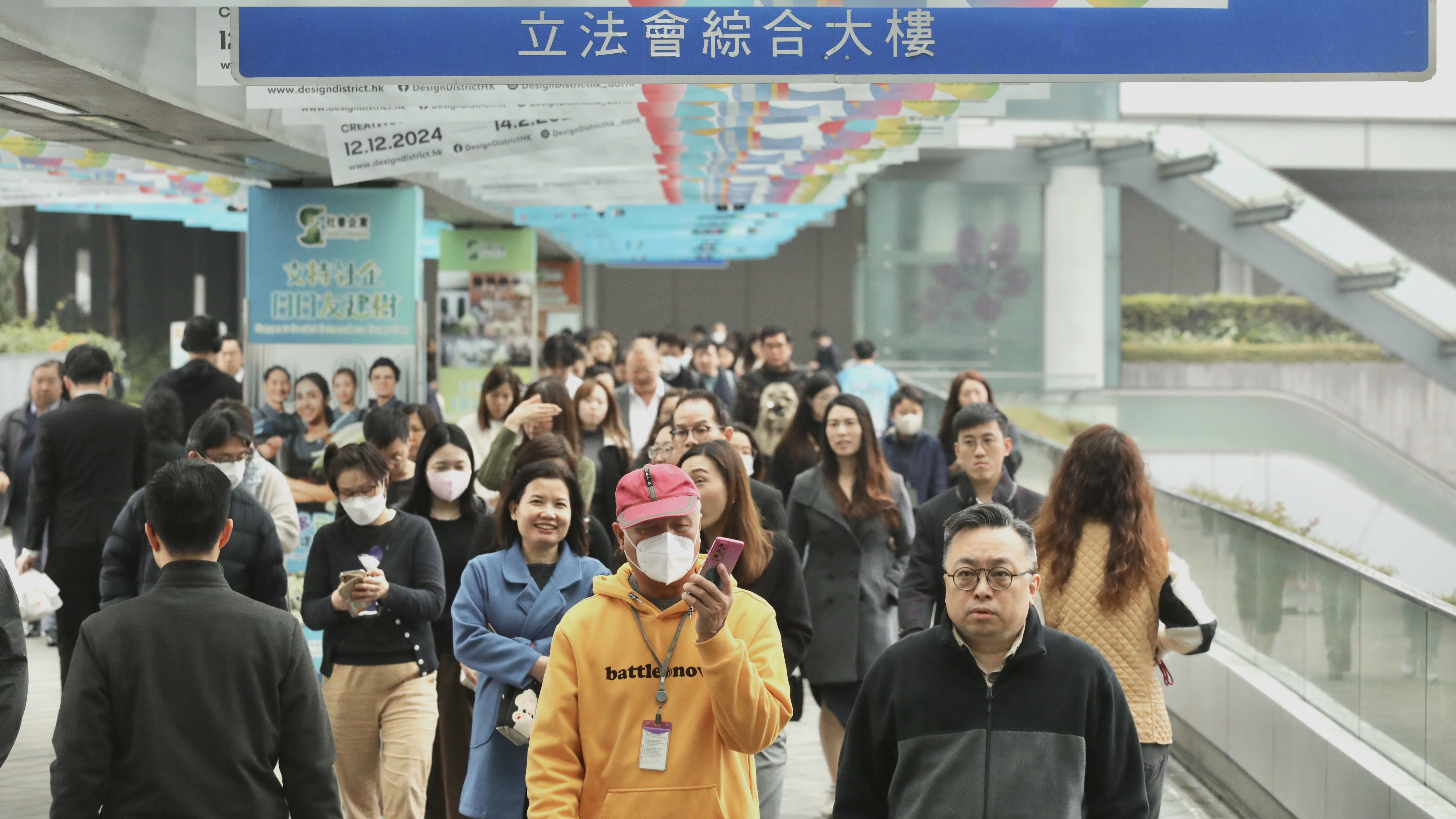 楊何蓓茵：5天工作須不增額外支出和編制　強調善用公帑很重要