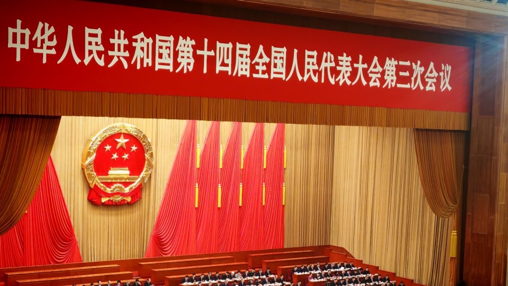 馮煒光​｜從政府工作報告看香港要敢於改革的重要