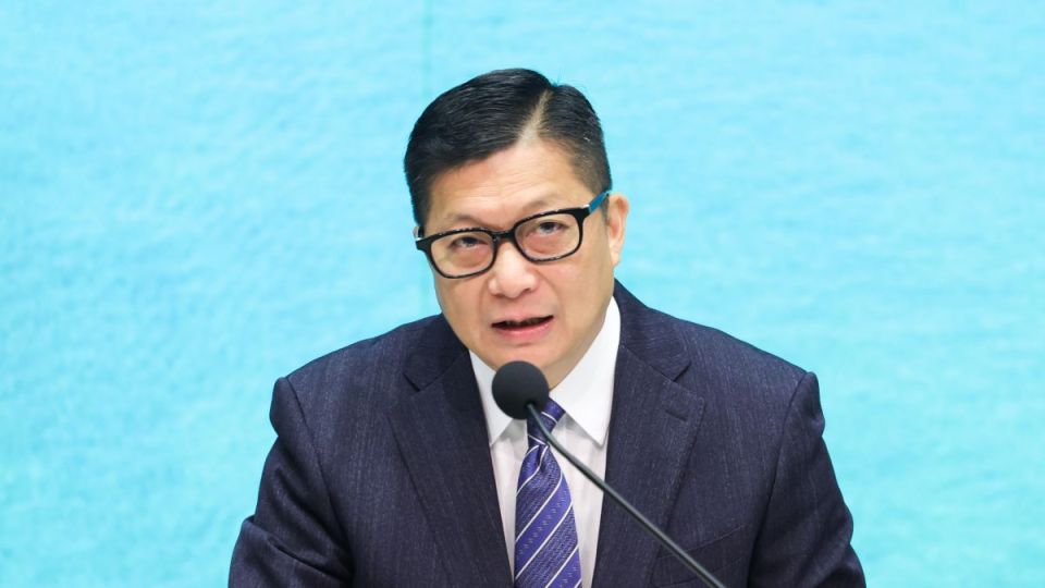 鄧炳強去信英國《衛報》　指強烈反對涉黎智英文章誹謗香港政府處理國安案件言論