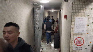 興田邨爆炸-煮食爐煤氣管鬆脫漏氣不尋常-重案組拘52歲男戶主