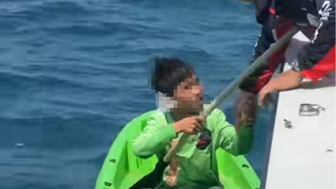有片｜10歲男孩獨自海釣睡着　海上漂流一天一夜後在三亞獲救