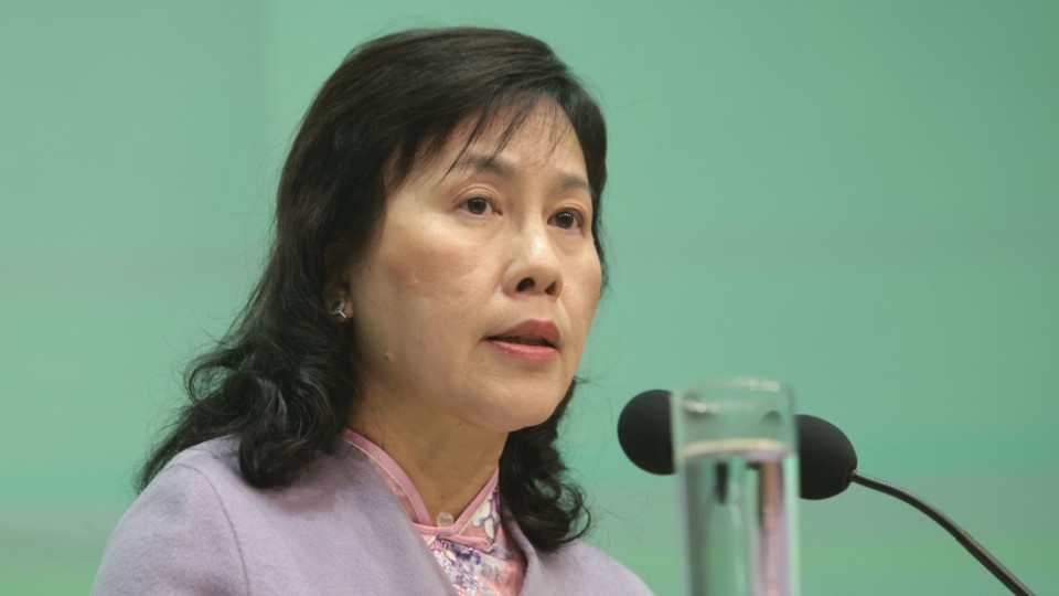 陳美寶︰不能無限發放網約車牌照　確保公共交通效率優先