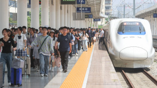 五一長假首日全國鐵路發送旅客2311-9萬人次-按年增逾1成創新高