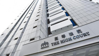 男嬰斷8條肋骨顱內出血亡-孟加拉裔父母否認謀殺-指22月大兄長造成