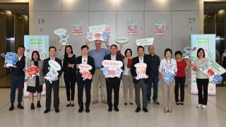 陳國基到訪金鐘政府合署-籲公務員登記做選民履行公民責任