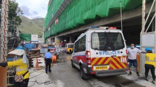 威院重建地盤男工疑中暑亡-醫管局要求承建商交報告