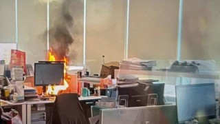 政總西翼大樓有電腦起火-30人疏散無人受傷
