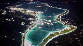 施紀賢簽署協議-英國將查戈斯群島主權移交毛里求斯
