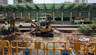 屯門公路爆水管-水務署工程團隊通宵工作完成修復-供水陸續恢復