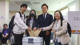 南韓大選-首日提前投票率19-58-創新高-李在明最後民調仍領先