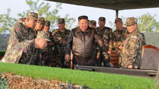 金正恩觀摩炮兵部隊射擊競賽-稱讚已成-隨時能戰-精銳