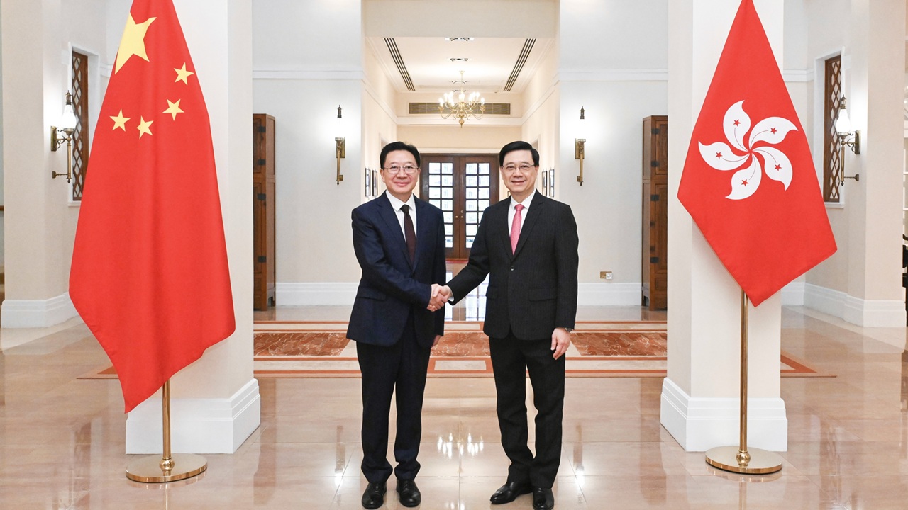 李家超與周霽會面　就推動香港長期繁榮穩定等議題交流意見