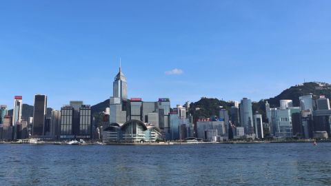 湯文亮專欄-客戶躺平累銀行職員被炒