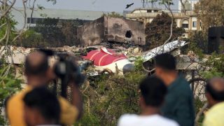 印航空難增至274人死已尋回黑盒-重點調查引擎襟翼等