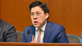 霍啟剛-香港社會平靜仍不能掉以輕心-要為國家各產業發展作出貢獻