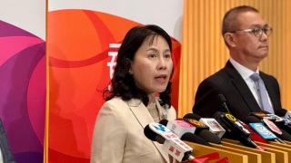 粵車南下-陳美寶-最快今年底起分階段實施-粵車將准駛入市內每日名額100個