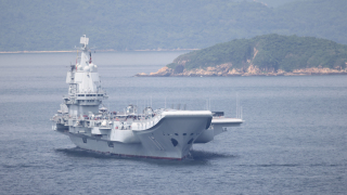 山東艦訪港-李家超-國防安全護航高質量發展-市民身臨其境熔鑄家國情懷
