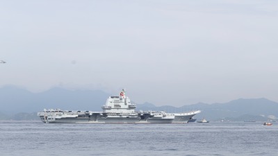 山東艦訪港-市民見編隊入港感到激動---有內地旅客專門來港看航母