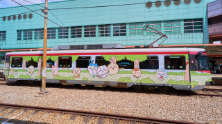 CHIIKAWA主題輕鐵列車萌爆登場-周六起至8月底行駛