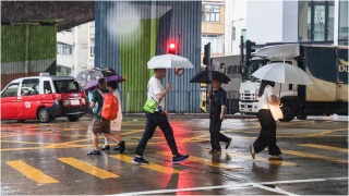 天文台改發黃色暴雨警告信號-新界西部分地區雨量超80毫米