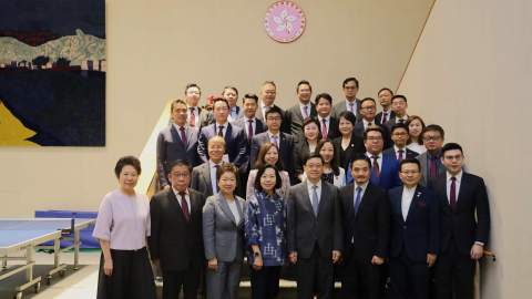 施政報告2025-三大基層社團代表提多項建議-與李家超積極交流