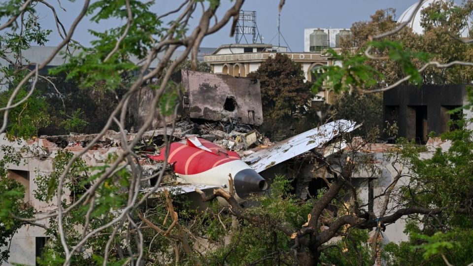 印航空難釀260死-疑機師錯手切斷引擎燃油