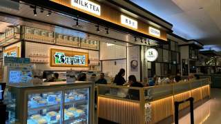 颱風韋帕-杏花邨風力強勁-仍有居民到商場食早餐-感覺比上次-蝴蝶-弱