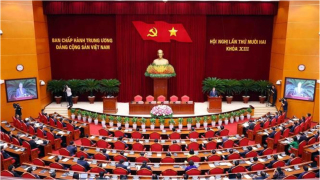 越南前國家領導人阮春福-武文賞-王庭惠等被解除黨內一切職務
