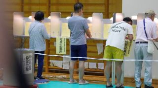 日參議院選舉2-145萬人提前投票創新高-執政聯盟或難保持過半議席