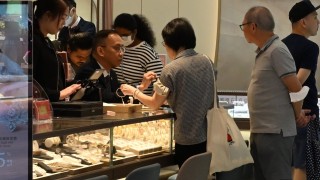 本港經濟-6月零售銷售額升0-7-遜預期-上半年跌3-3