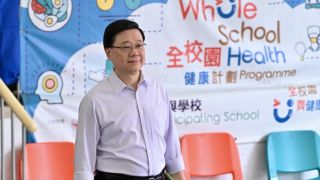 公務員飲用水轉內地供應商-李家超-會定期抽查若不達標即時取消合約