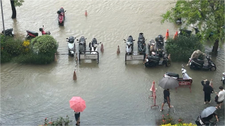 台灣中南部暴雨增致4死3失蹤74傷-近六千人撤離多城停工停課