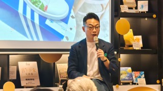 專訪藝術顧問伍常-流量湧入藝術現場--中間人-身負把握價值平衡之責