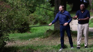 英國外相陪萬斯釣魚涉未申請許可證-或被環境部門罰款