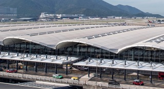 機管局-全日取消31航班590班延誤-預計今晚機場運作非常繁忙