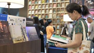 南國書香節-讀者盛讚香港館布置打動人心-重溫經典亦期待新力量