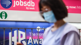 企業審慎-Jobsdb-上半年招聘廣告跌6--求職申請急增