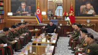 金正恩接見北韓軍海外作戰部隊指揮員-高度評價在俄方收復庫爾斯克戰役