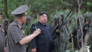 金正恩視察特種作戰訓練基地-稱要積極推進武器裝備現代化